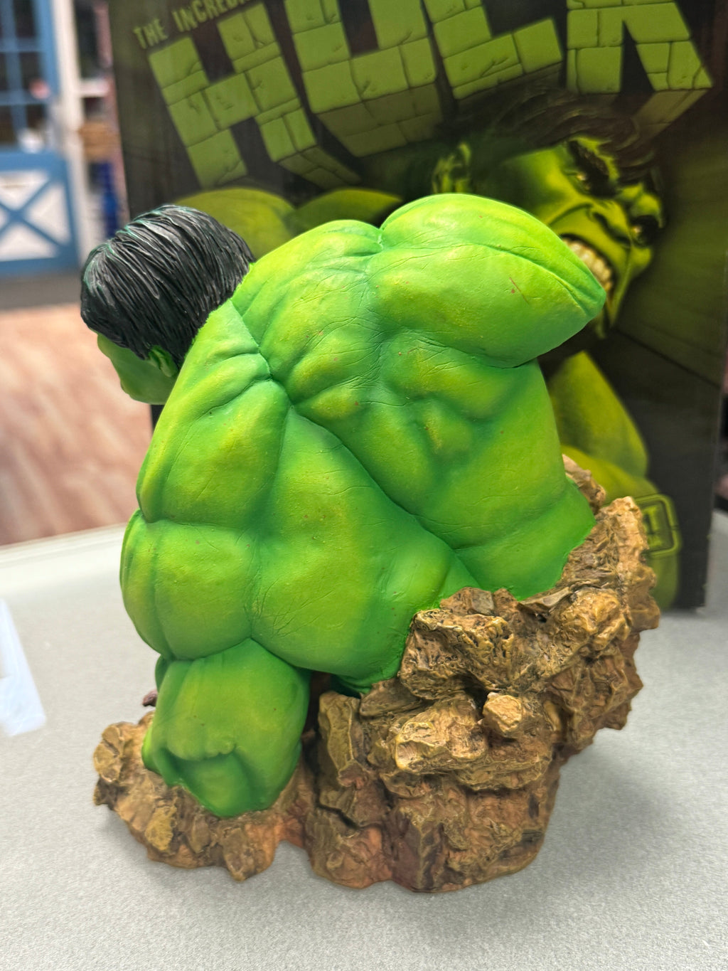 Incredible Hulk Resin Bust Statue (Marvel, Diamond Select) open Box