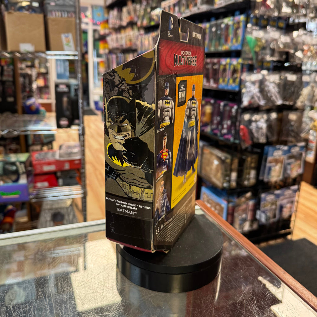 Dark Knight Returns Batman 30th (DC Multiverse, Mattel) *SEALED*