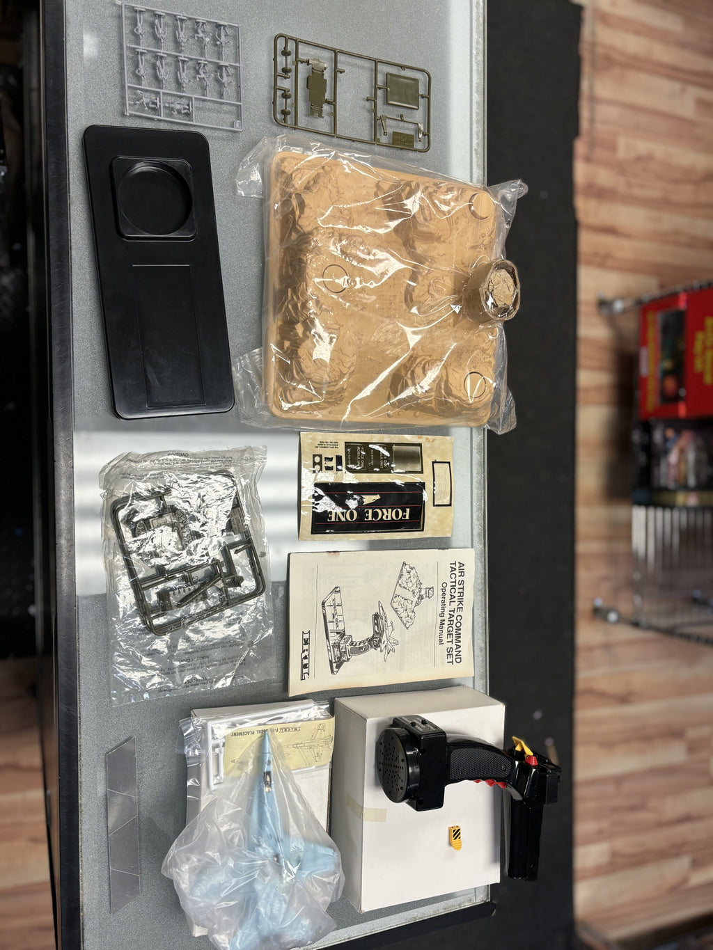 Air Strike Command Missle Site (Vintage Force One, ERTL) OPENED