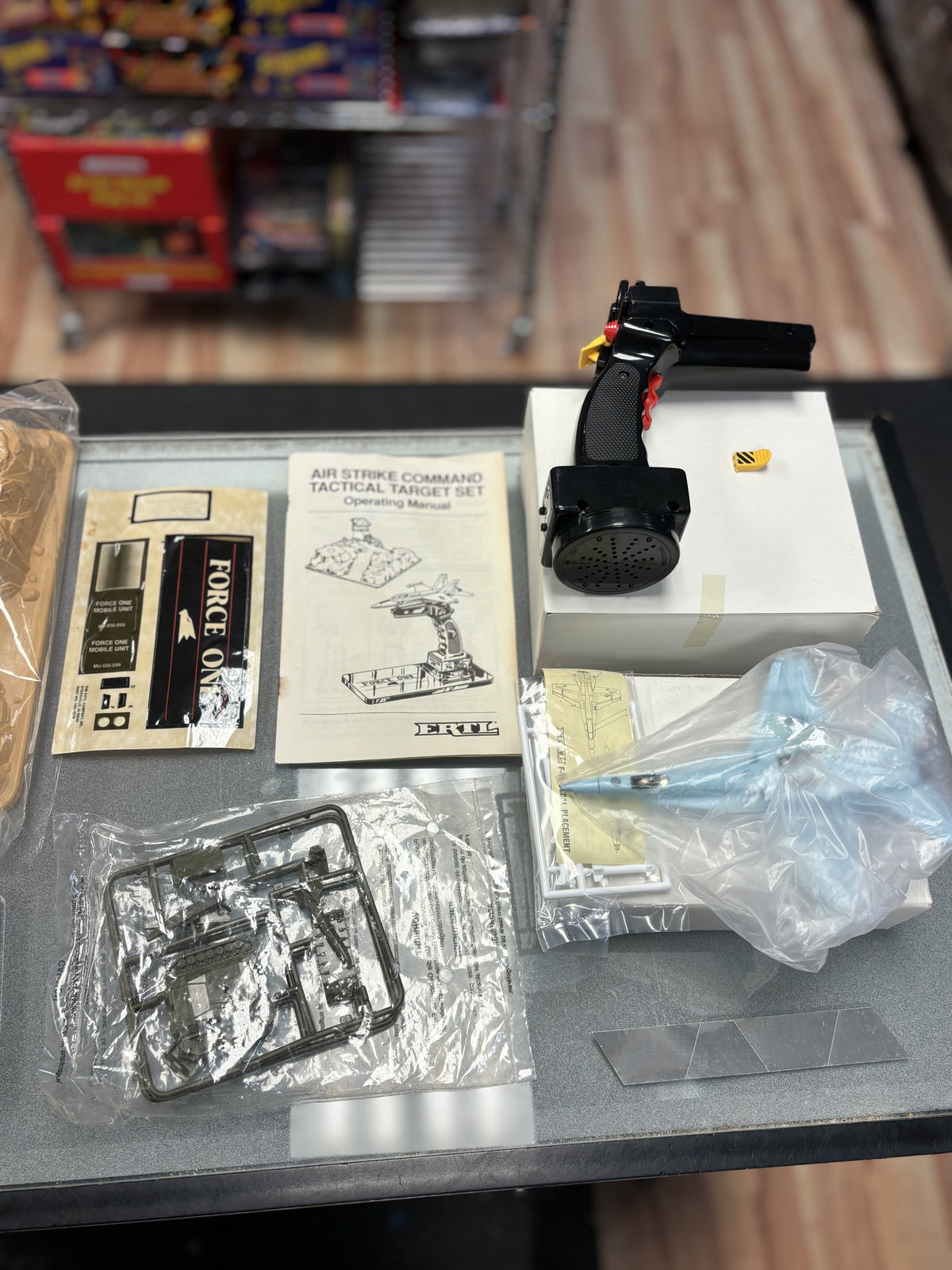 Air Strike Command Missle Site (Vintage Force One, ERTL) OPENED