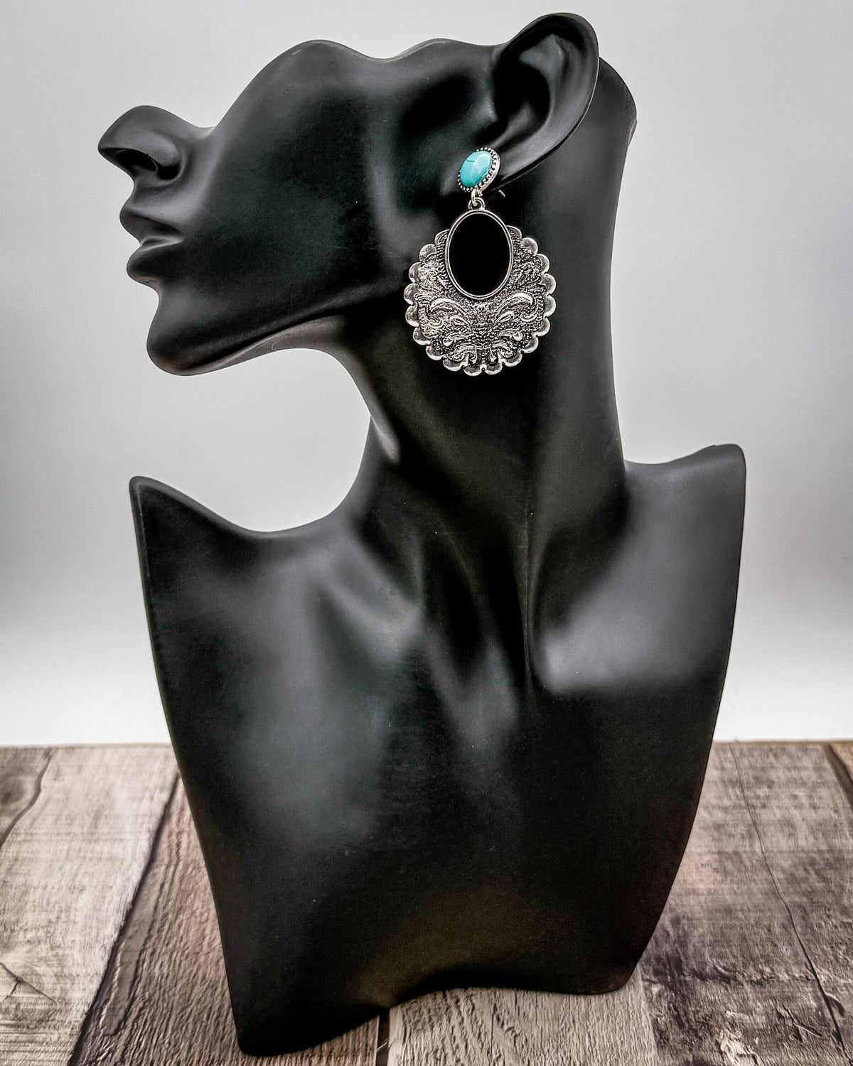 Havencrest Etched Fashion Dangle Earrings in Turquoise