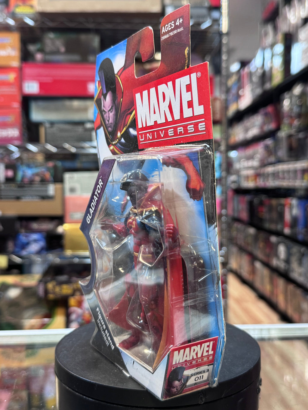 Gladiator 3.75 8162 (Marvel Legends, Hasbro) SEALED