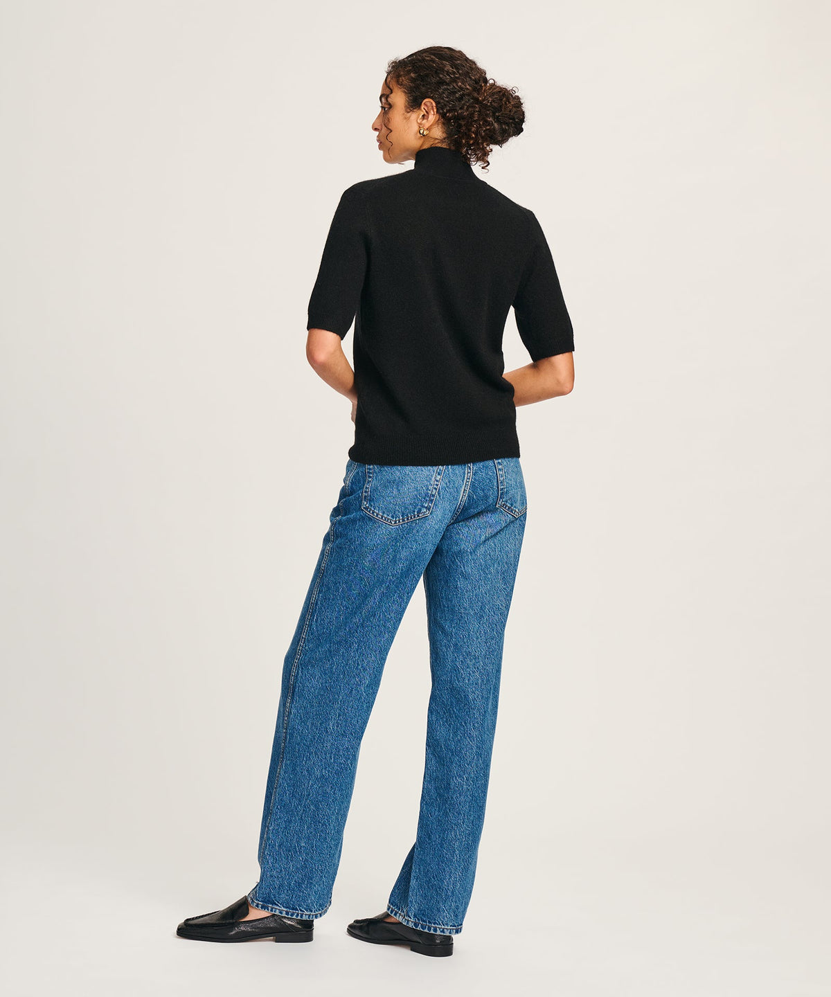 Lightweight Cashmere Short Sleeve Turtleneck Sweater