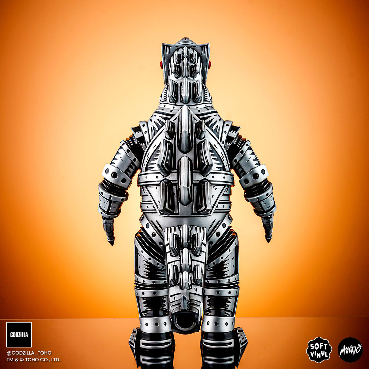 Mechagodzilla (Silver) - Vinyl Designer Figure by Attack Peter - Silver Variant Limited Edition