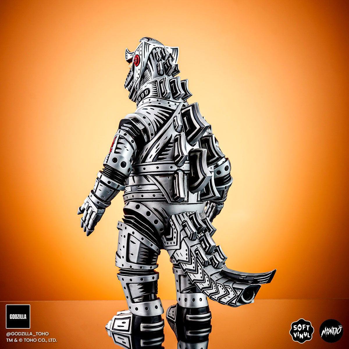 Mechagodzilla (Silver) - Vinyl Designer Figure by Attack Peter - Silver Variant Limited Edition