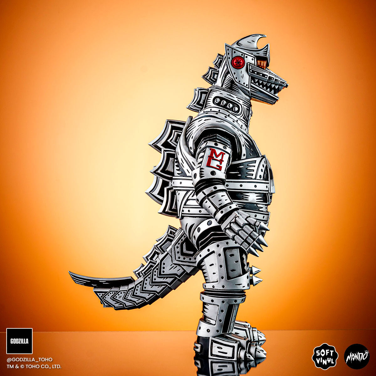 Mechagodzilla (Silver) - Vinyl Designer Figure by Attack Peter - Silver Variant Limited Edition
