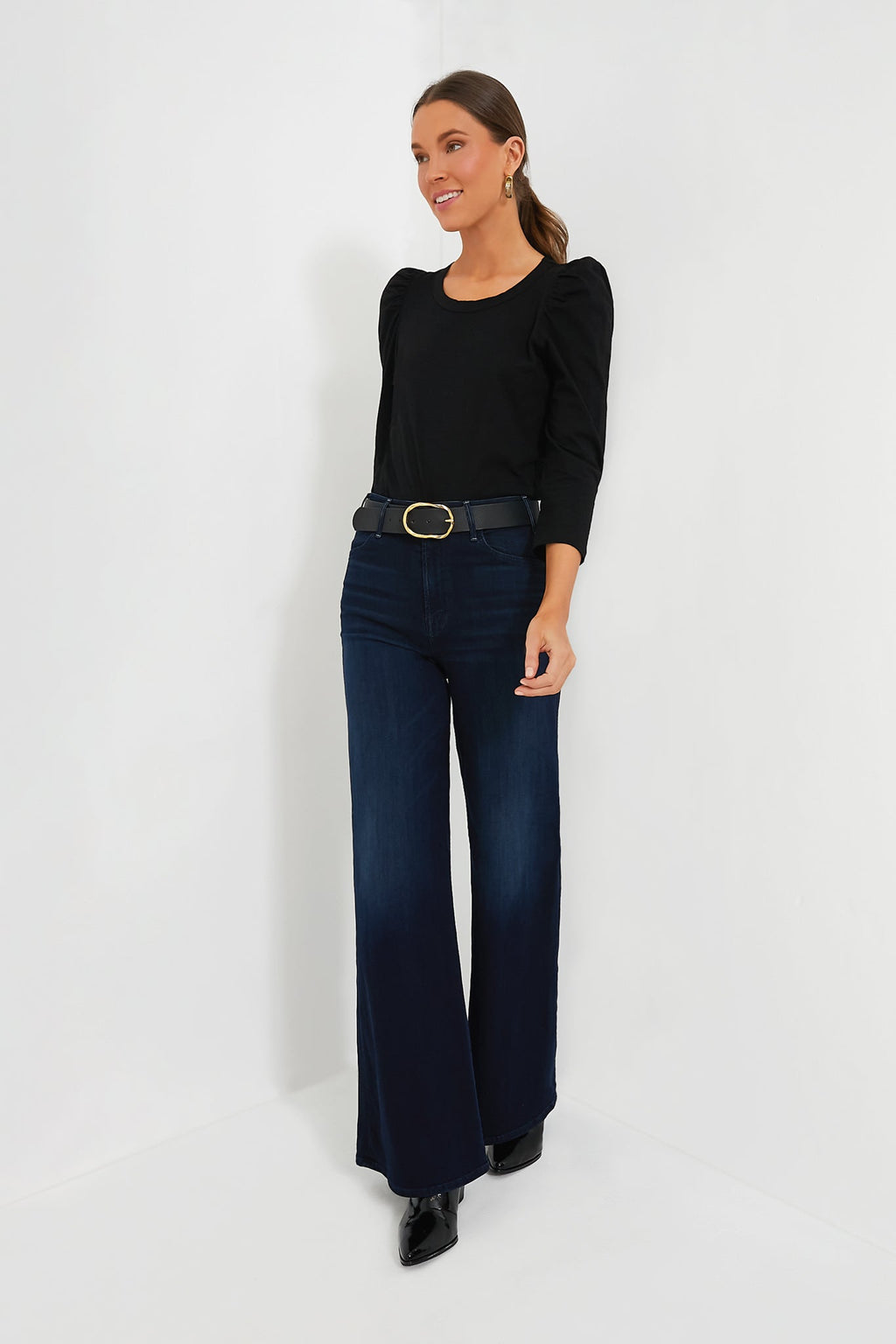 Black Vesty Long Sleeve Crewneck