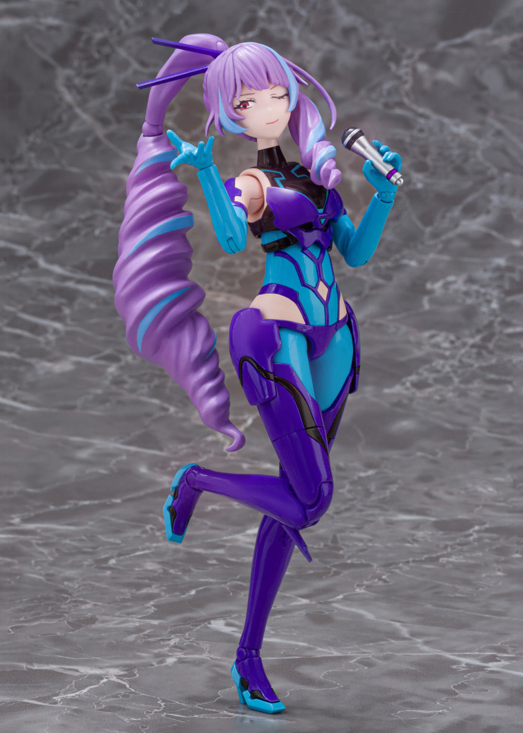 Aoshima V.F.G. No.MC-17 Macross Delta VF-31J Siegfried Mikumo Guynemer Model Kit