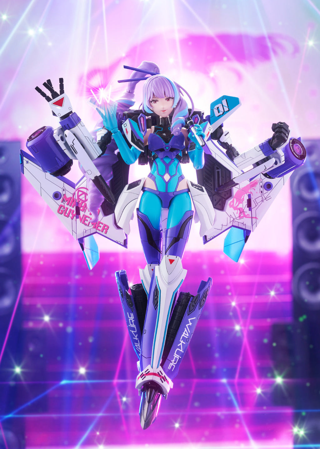 Aoshima V.F.G. No.MC-17 Macross Delta VF-31J Siegfried Mikumo Guynemer Model Kit