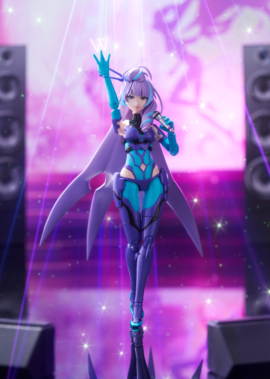Aoshima V.F.G. No.MC-17 Macross Delta VF-31J Siegfried Mikumo Guynemer Model Kit