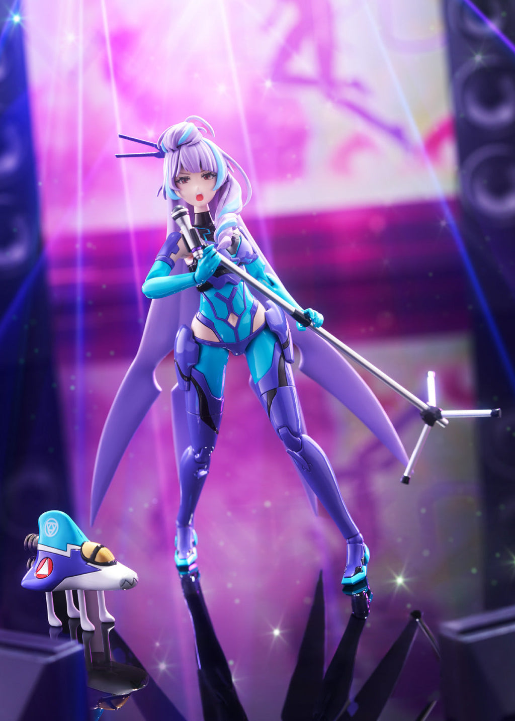 Aoshima V.F.G. No.MC-17 Macross Delta VF-31J Siegfried Mikumo Guynemer Model Kit