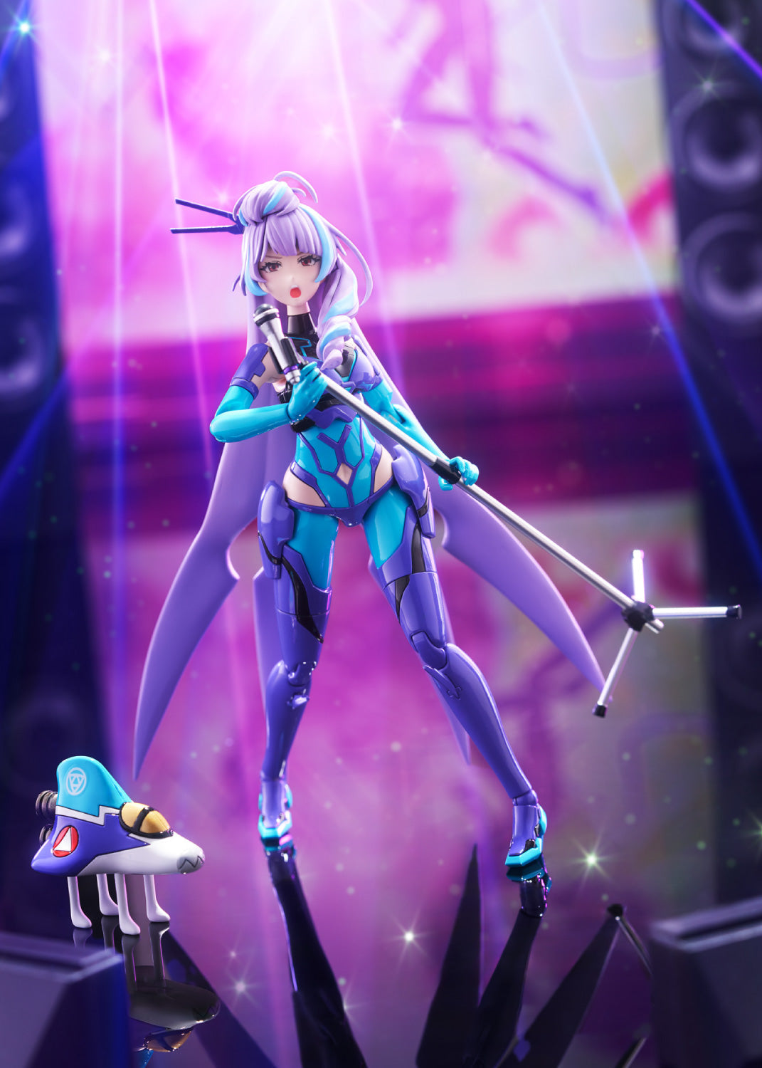 Aoshima V.F.G. No.MC-17 Macross Delta VF-31J Siegfried Mikumo Guynemer Model Kit