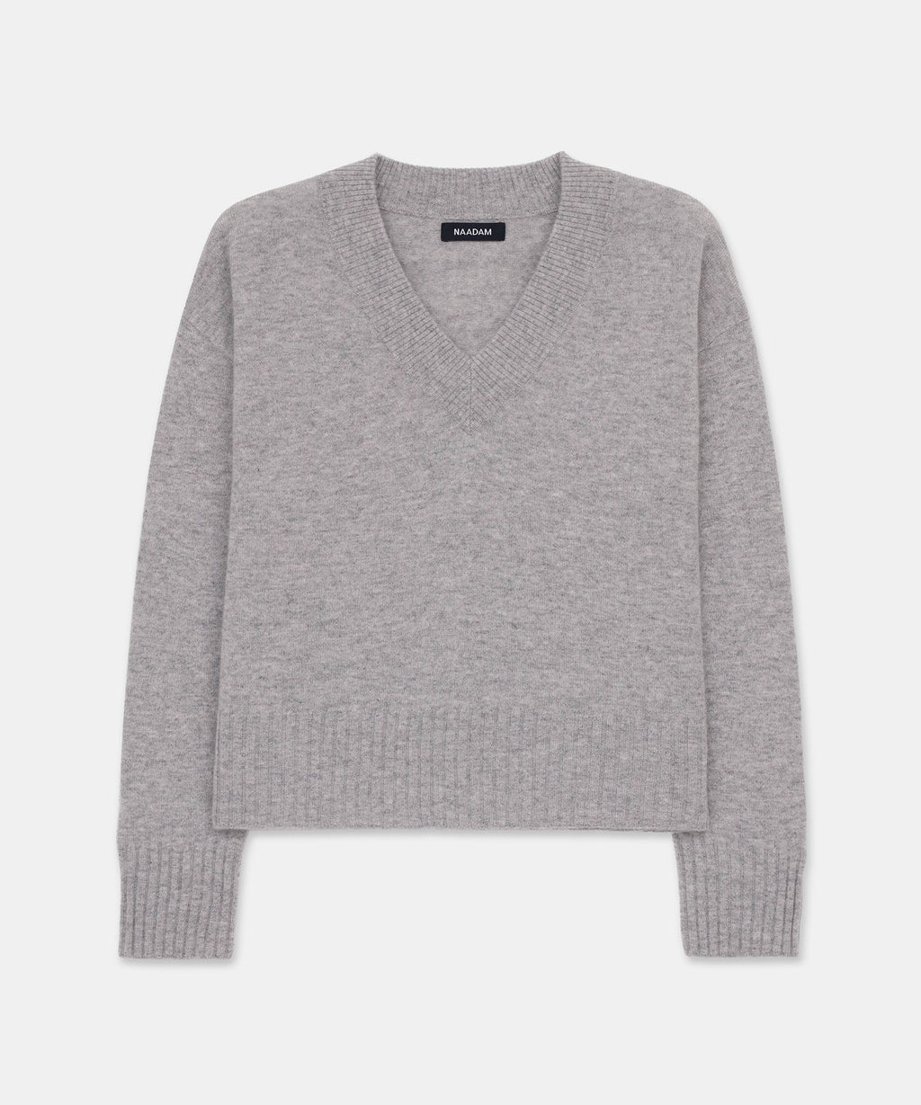 Signature Cashmere Classic V-Neck Sweater