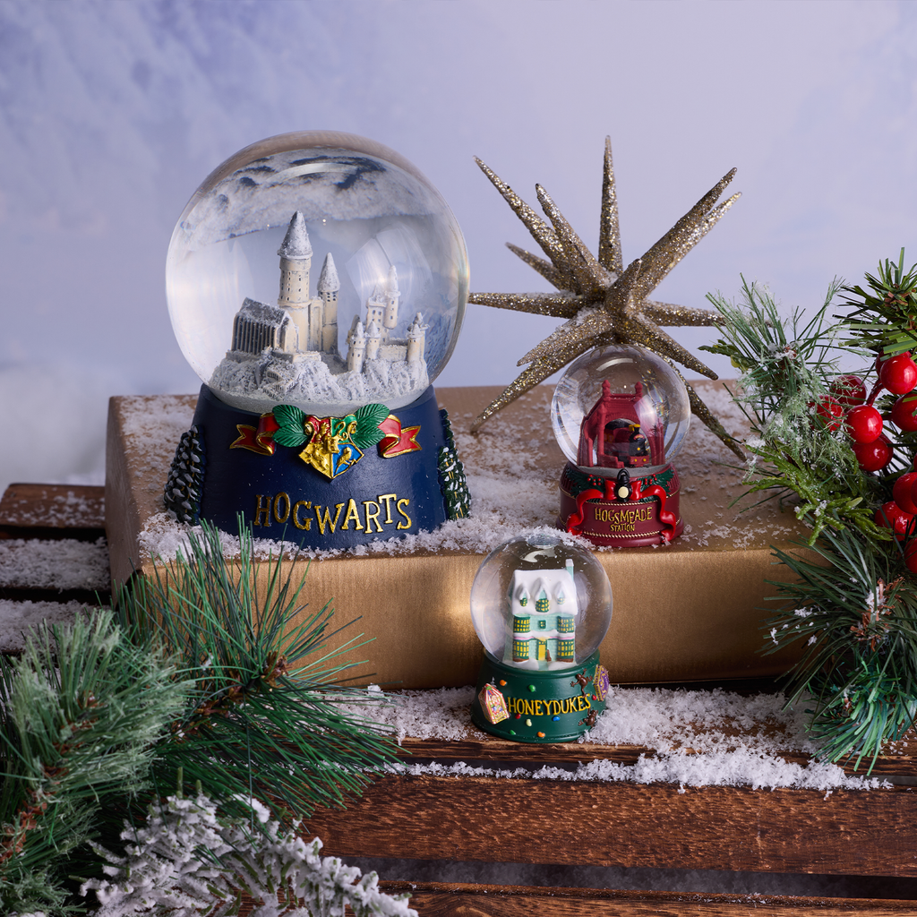 Honeydukes Christmas Mini Snow Globe