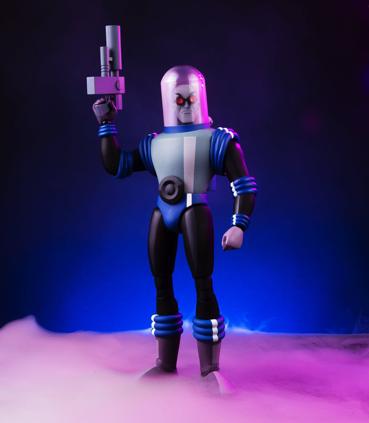 Batman: The Animated Series - Mr. Freeze 1/6 Scale Figure