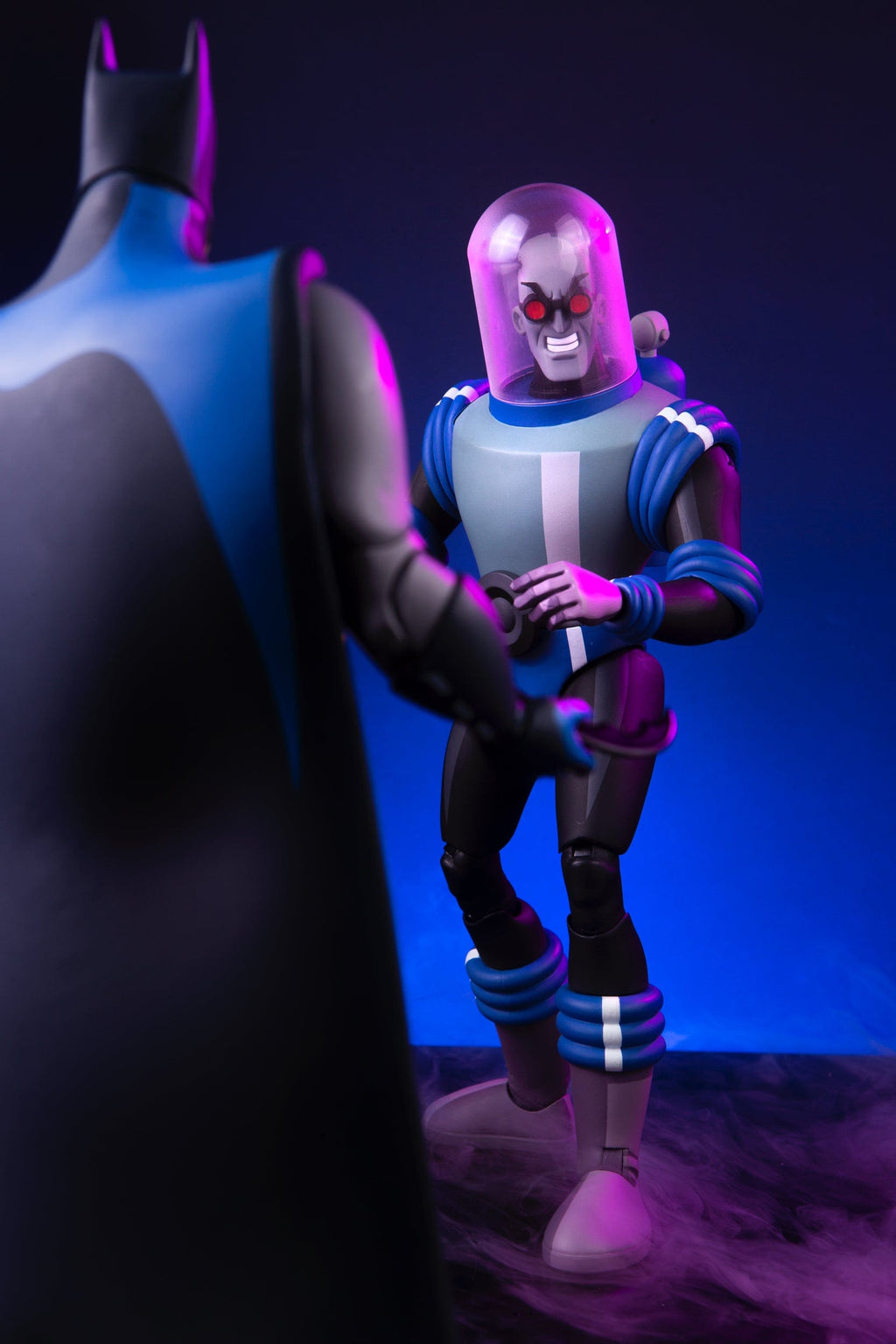 Batman: The Animated Series - Mr. Freeze 1/6 Scale Figure