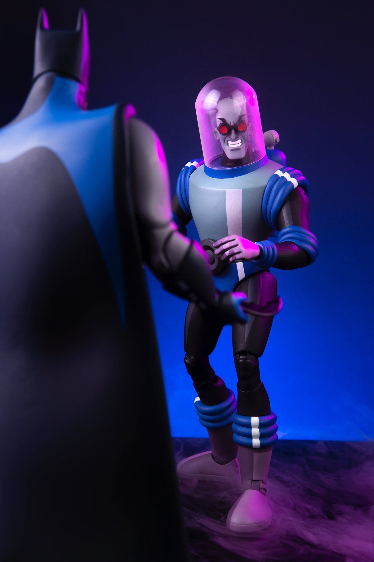 Batman: The Animated Series - Mr. Freeze 1/6 Scale Figure Exclusive