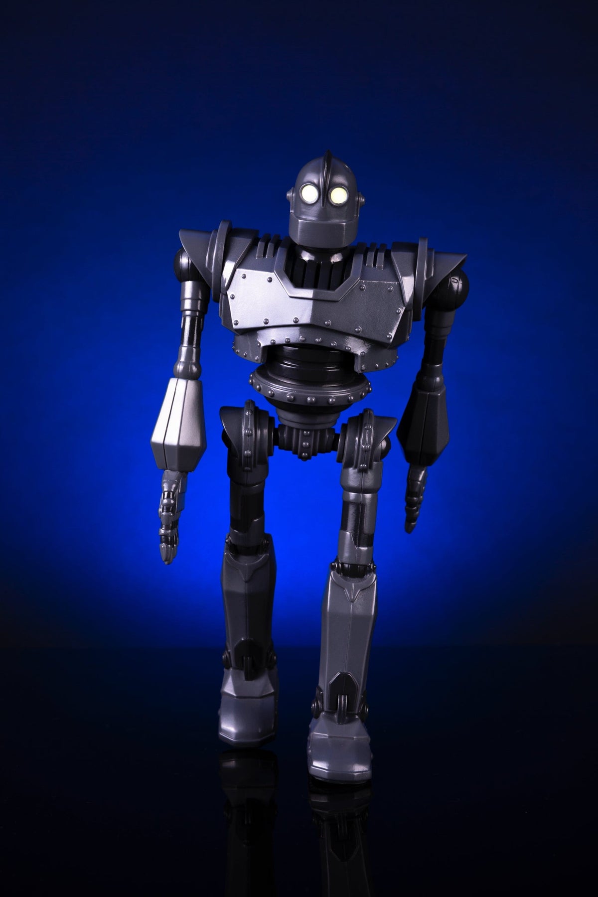 Iron Giant Soft Vinyl Figure (Mondo Exclusive)