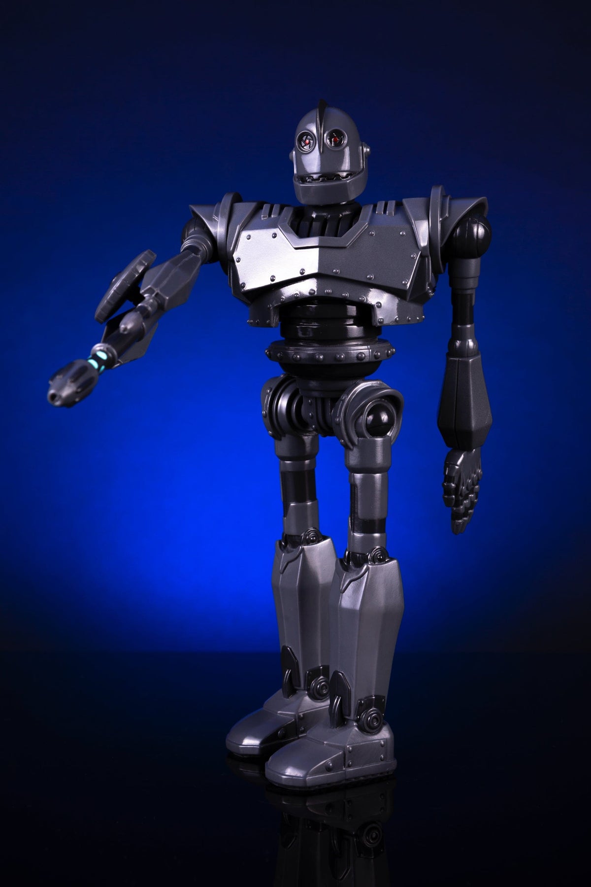 Iron Giant Soft Vinyl Figure (Mondo Exclusive)