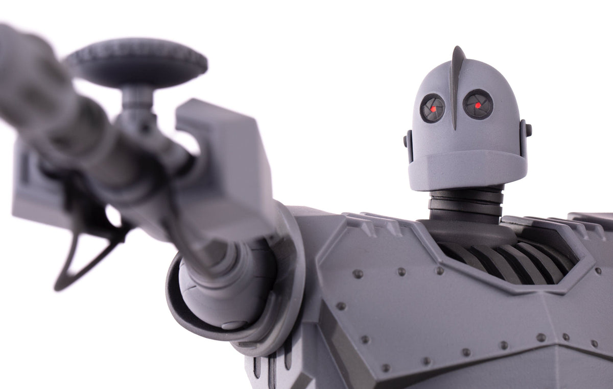 Iron Giant MONDO MECHA Figure
