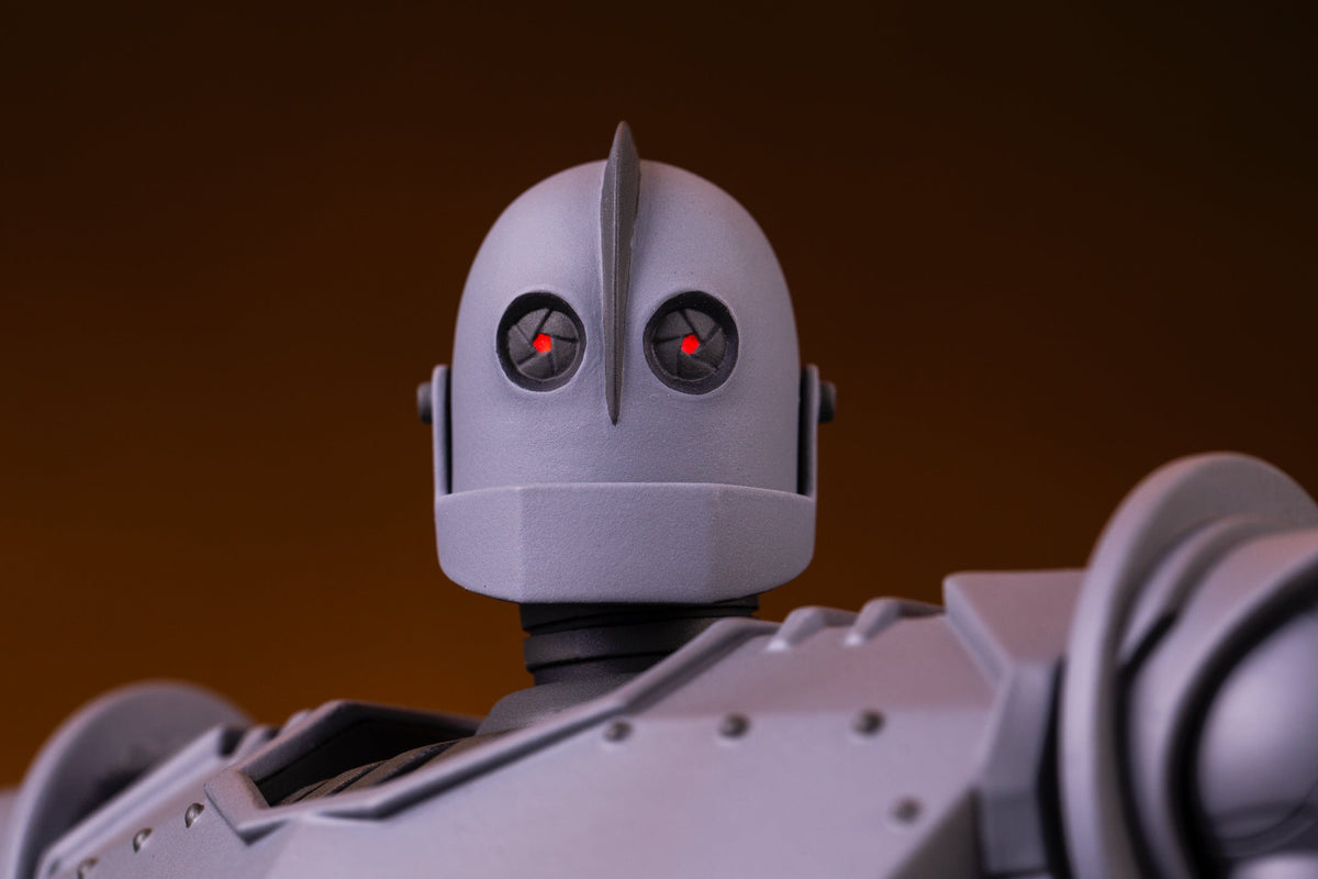 Iron Giant MONDO MECHA Figure