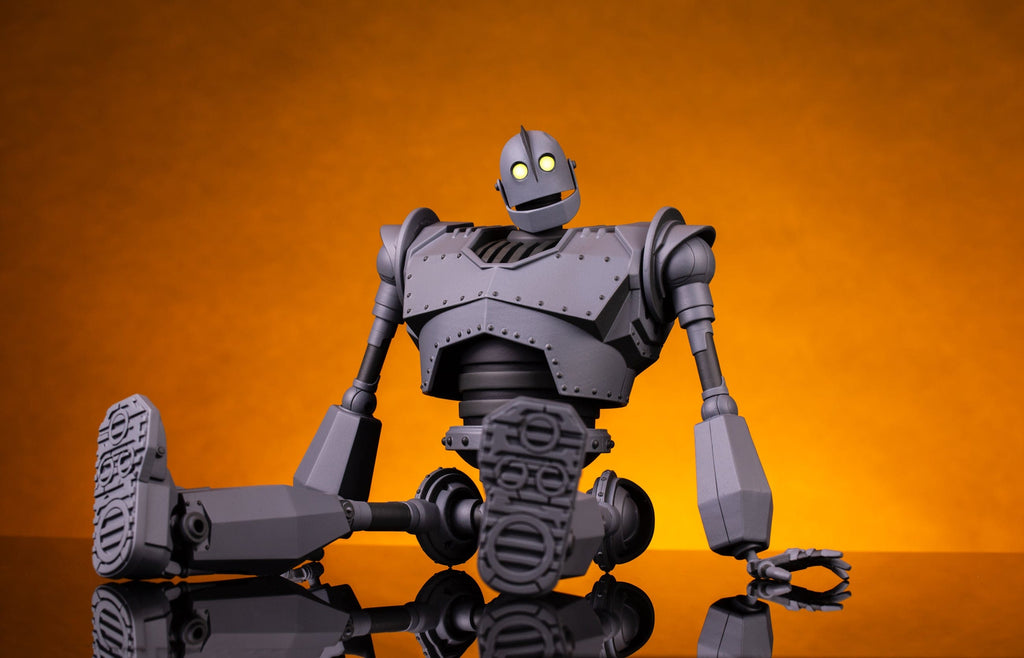 Iron Giant MONDO MECHA Figure