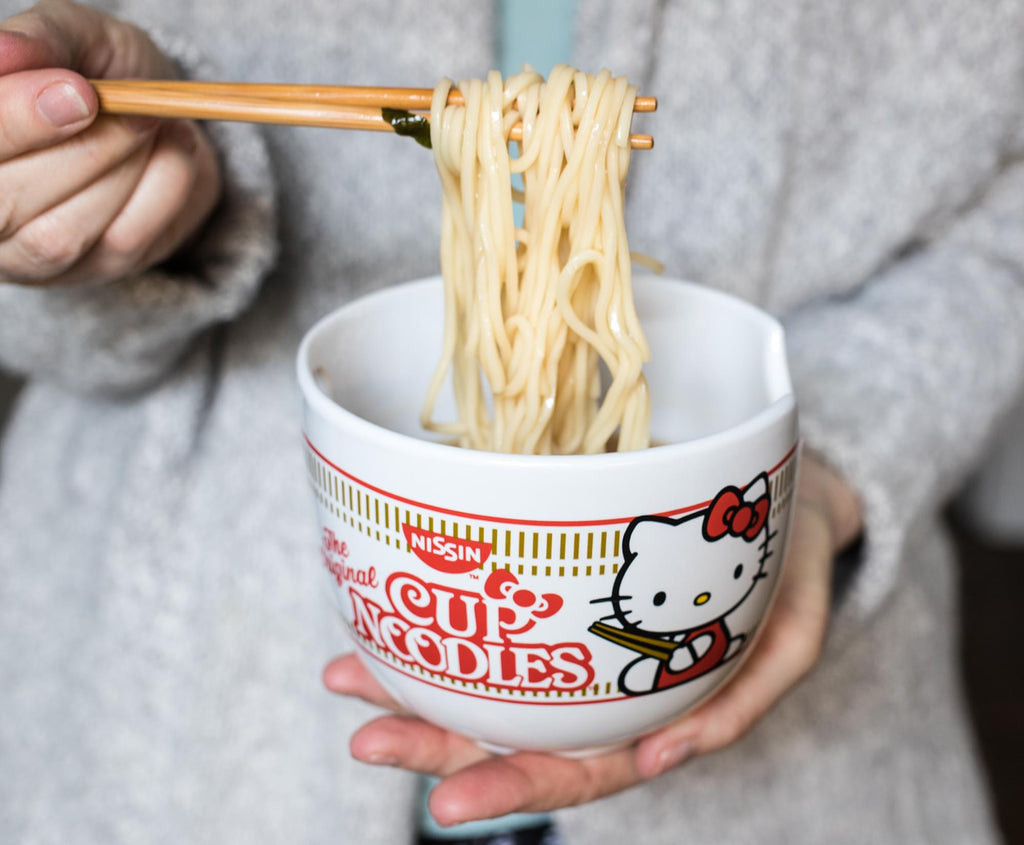 Hello Kitty Cup Noodle Japanese Dinnerware Set | 20-Ounce Ramen Bowl, Chopsticks