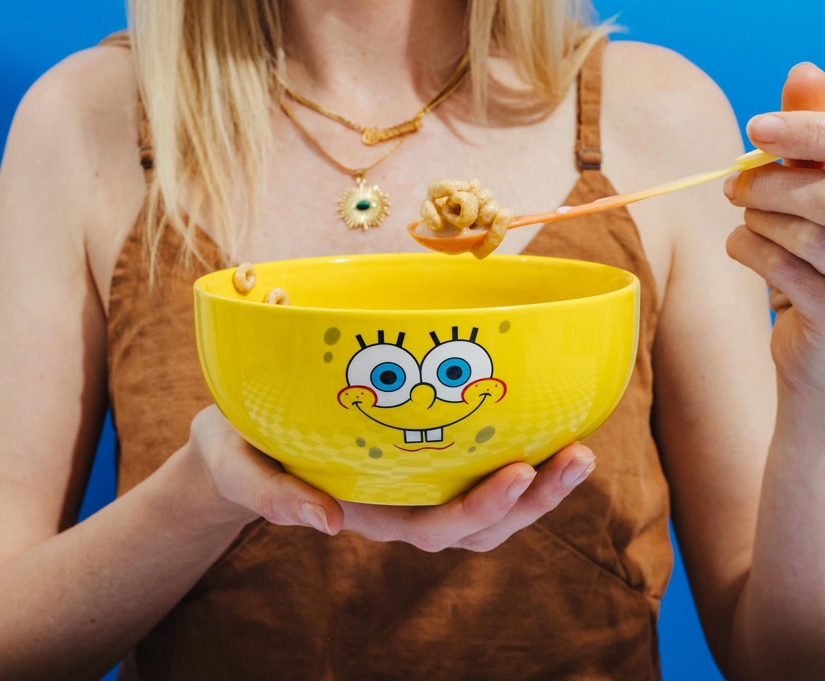 Nickelodeon SpongeBob SquarePants Ceramic Bowl With Color-Changing Spoon