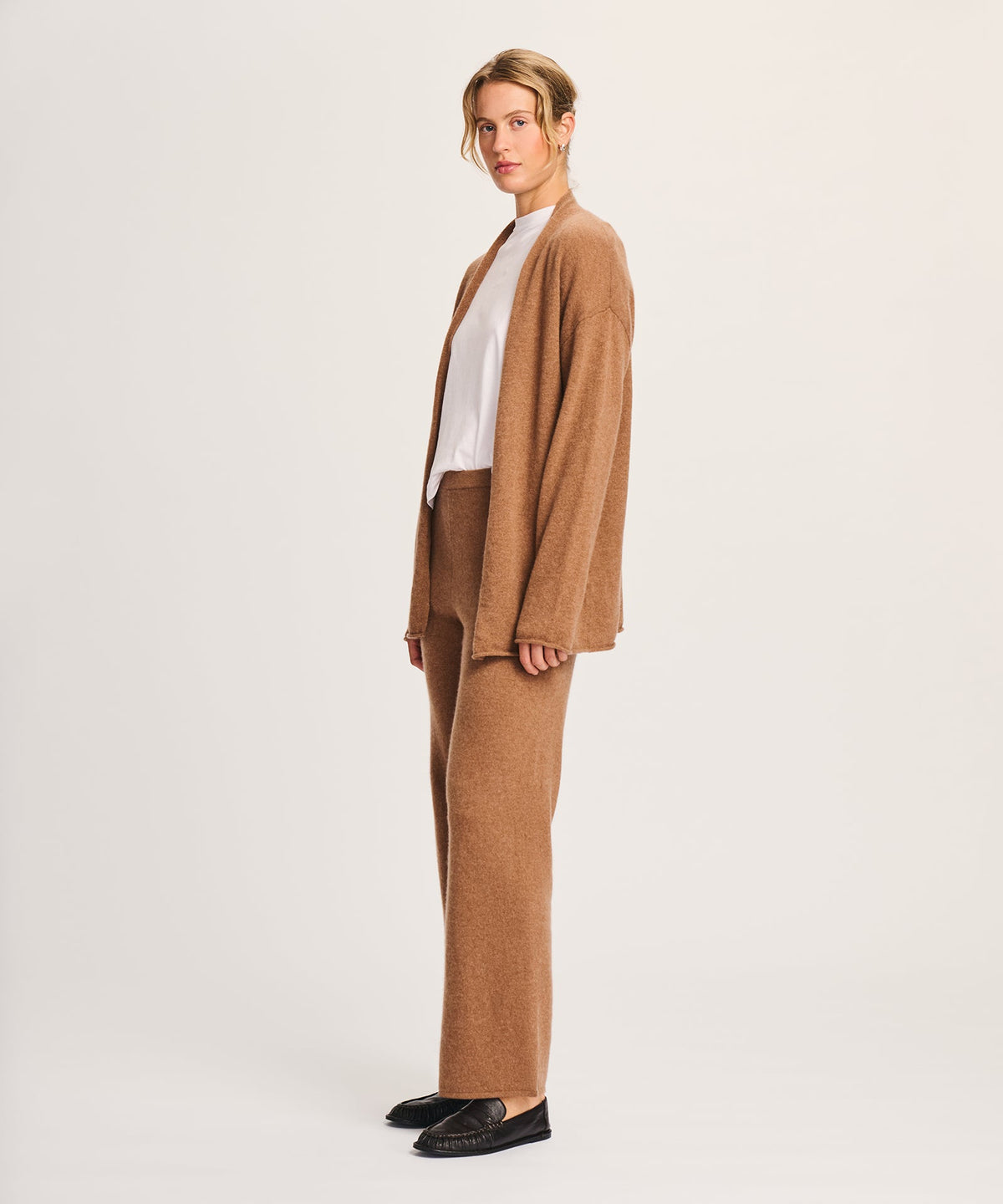 Signature Cashmere Straight Leg Pant