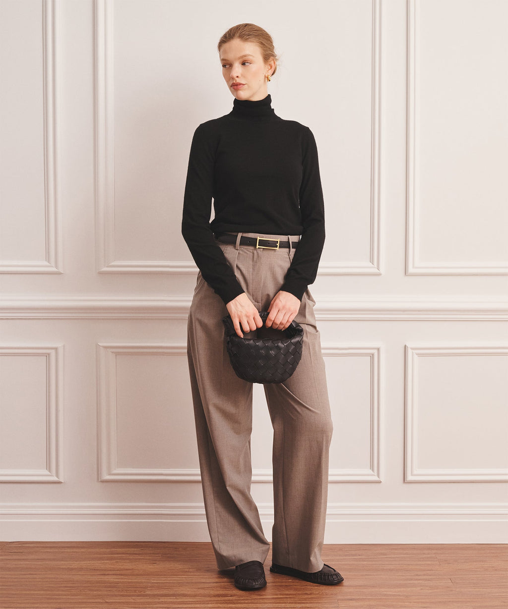 Super Fine Cashmere Classic Turtleneck Sweater