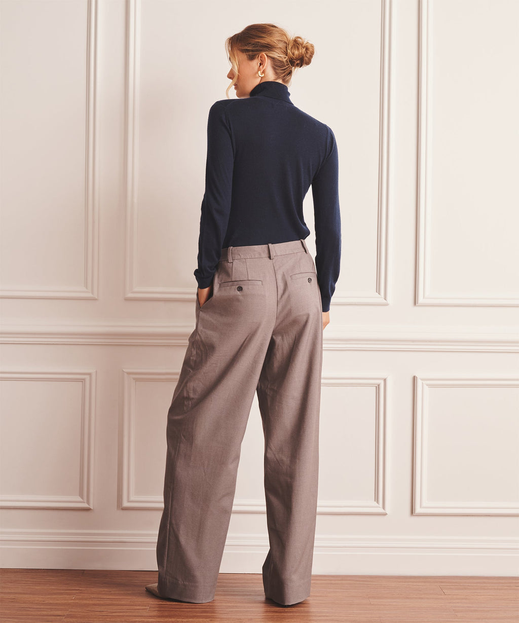 Super Fine Cashmere Classic Turtleneck Sweater