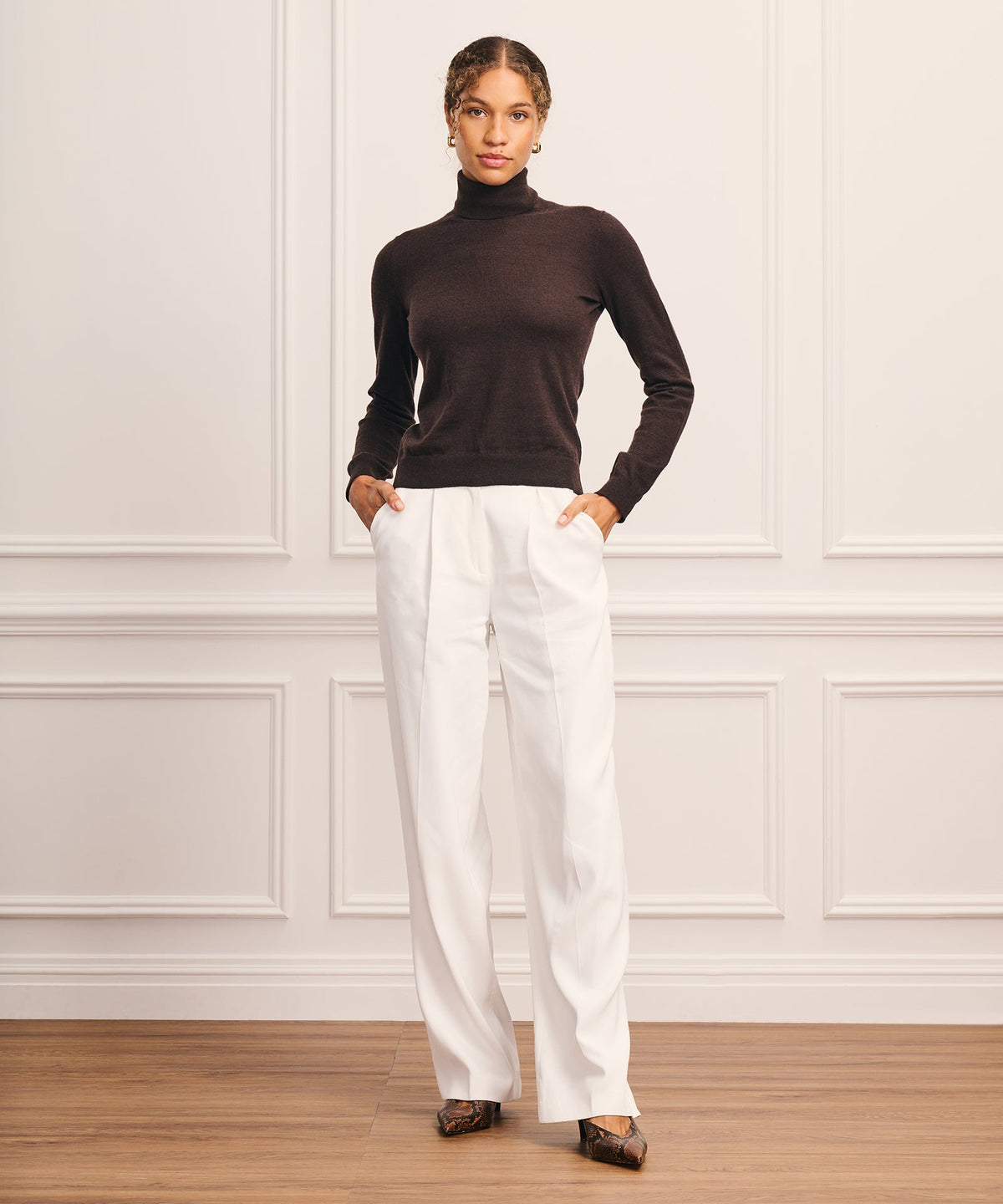 Super Fine Cashmere Classic Turtleneck Sweater