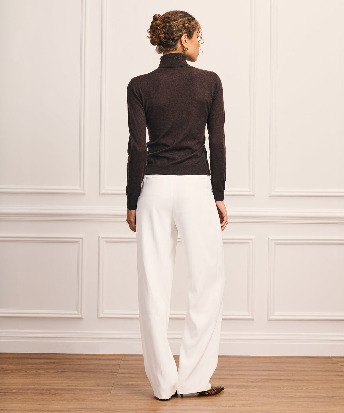 Super Fine Cashmere Classic Turtleneck Sweater