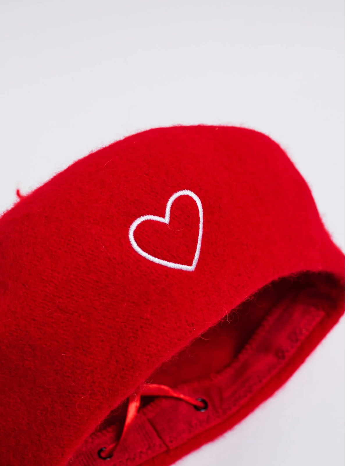 Adore You Red Heart-Embroidered Winter Beret
