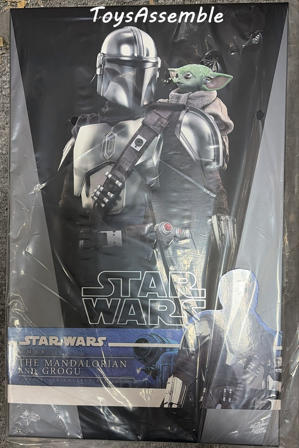 READY🔥Hot Toys MMS871 Star Wars: The Mandalorian & Grogu - The Mandalorian and Grogu 1/6th scale Collectible Set