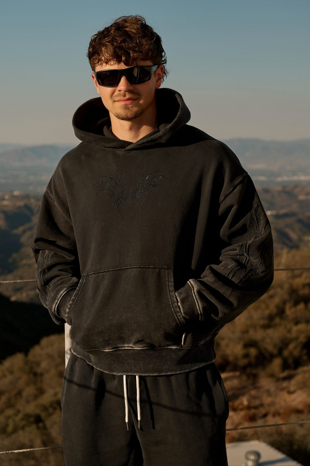 5033 - Vengeance Pullover Hoodies