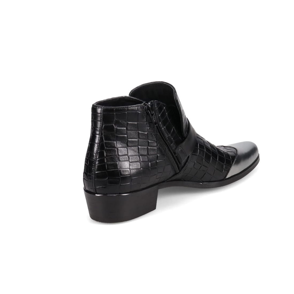 Yakuza: Like a Dragon Footwear Collection - Goro Majima Model [Pre-Order Sep 2026]
