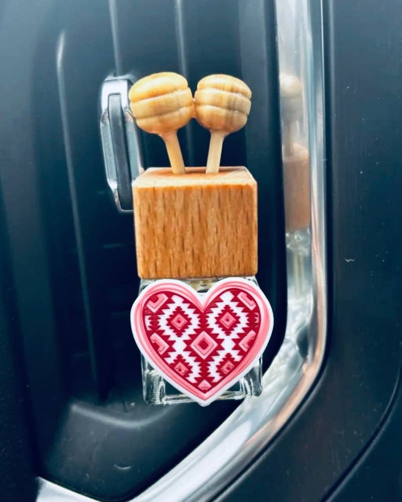 Aztec Hearts Vent Clip Diffuser in Baja Cactus