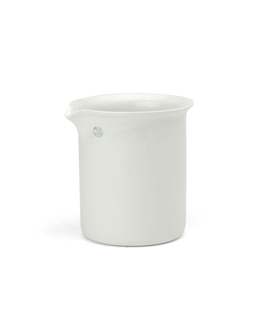 Beaker Low Spout / 227/2