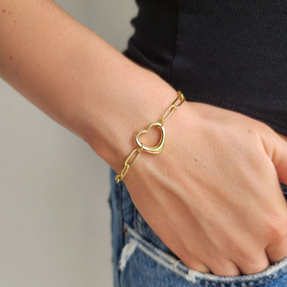 14k Gold Plated Paperclip Chain Outline Heart Bracelet
