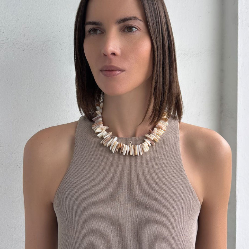 Shell Pieces Adjustable Necklace