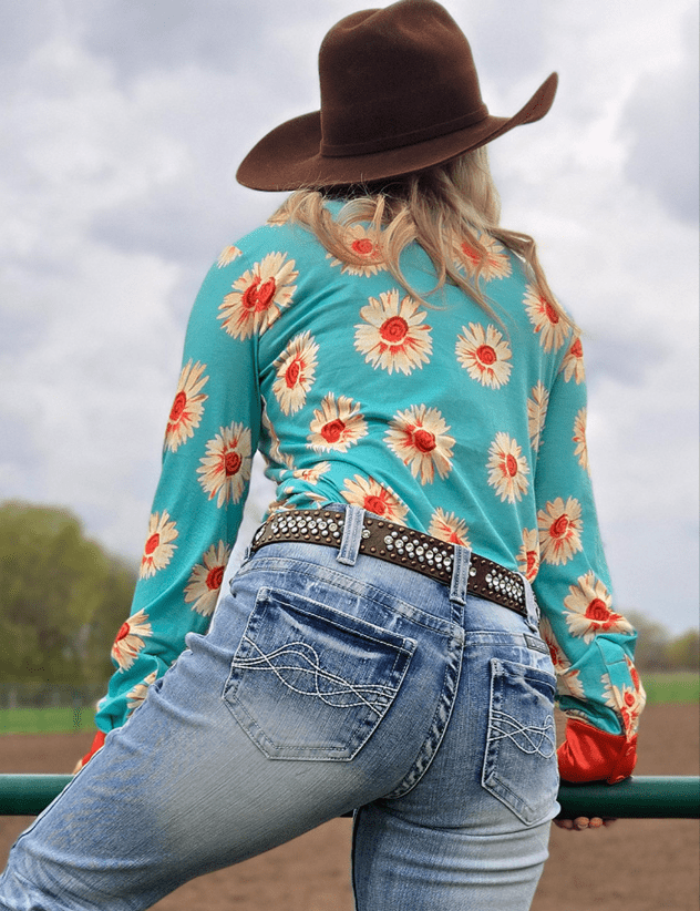 Cowgirl Tuff Sweet Daisy Darling Pullover Button Up