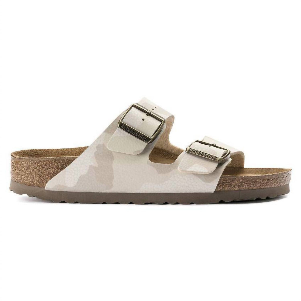 Women's Arizona Desert Soil Hard Footbed In Camo Sand Birko Flor