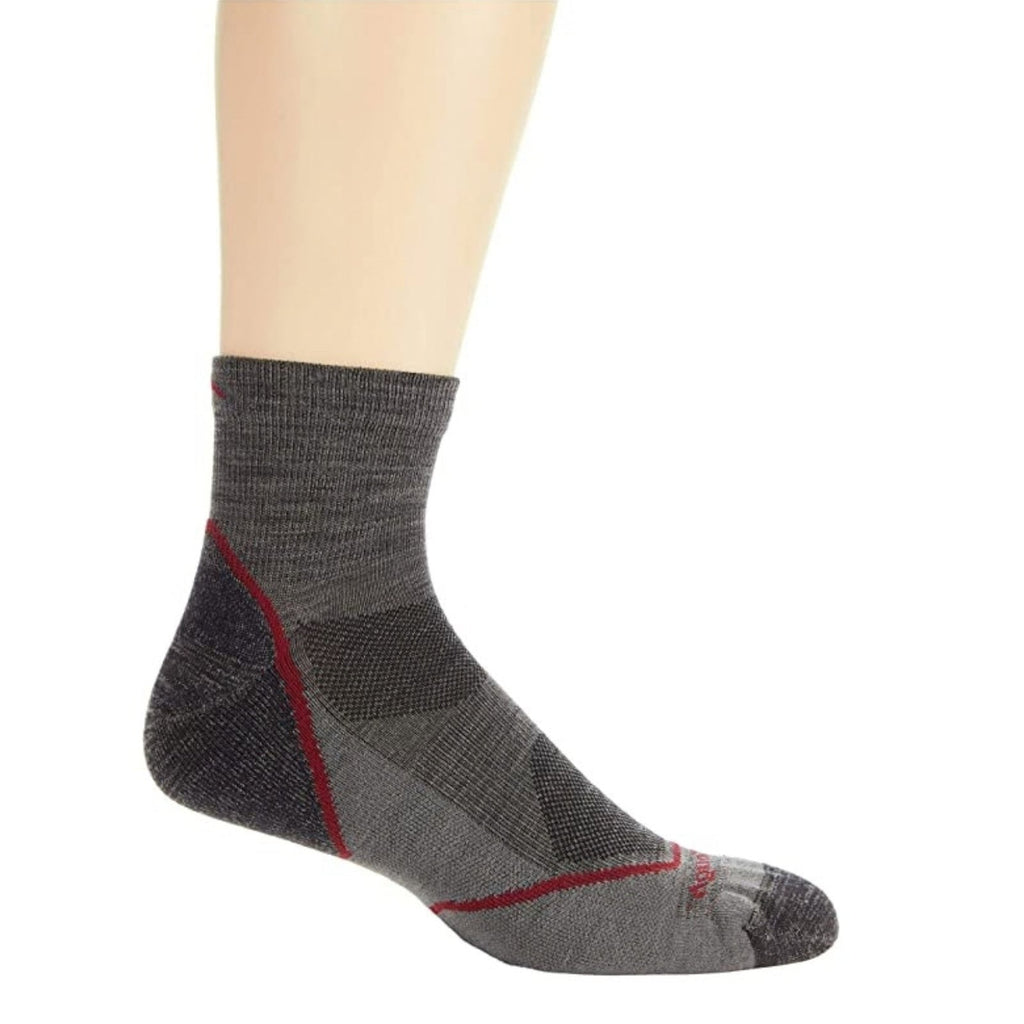 Darn Tough Light Hiker Quarter Hiking Socks – Men's
