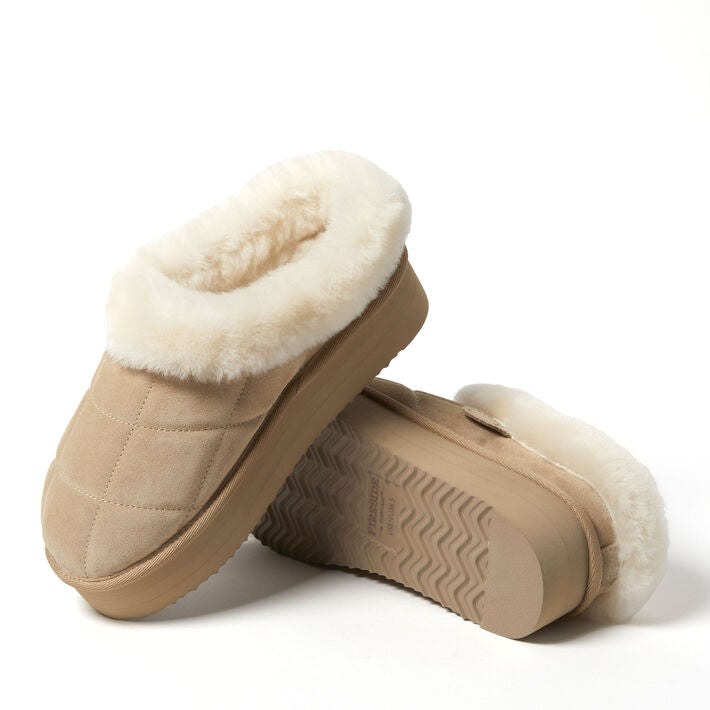 Dearfoams Bendigo Puff Platform Shearling Clog – Women's