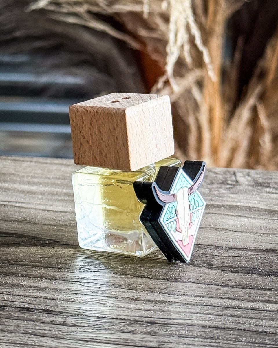 Desert Skull Vent Clip Car Diffuser in Spiced Apple