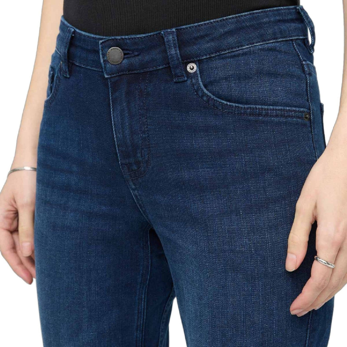 Duer Performance Denim Girlfriend Jean – Women's