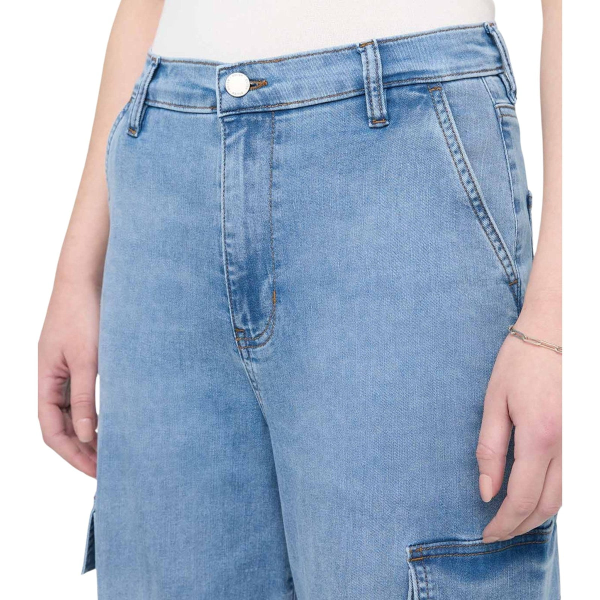 Duer Performance Denim Lite High Rise Cargo – Women's