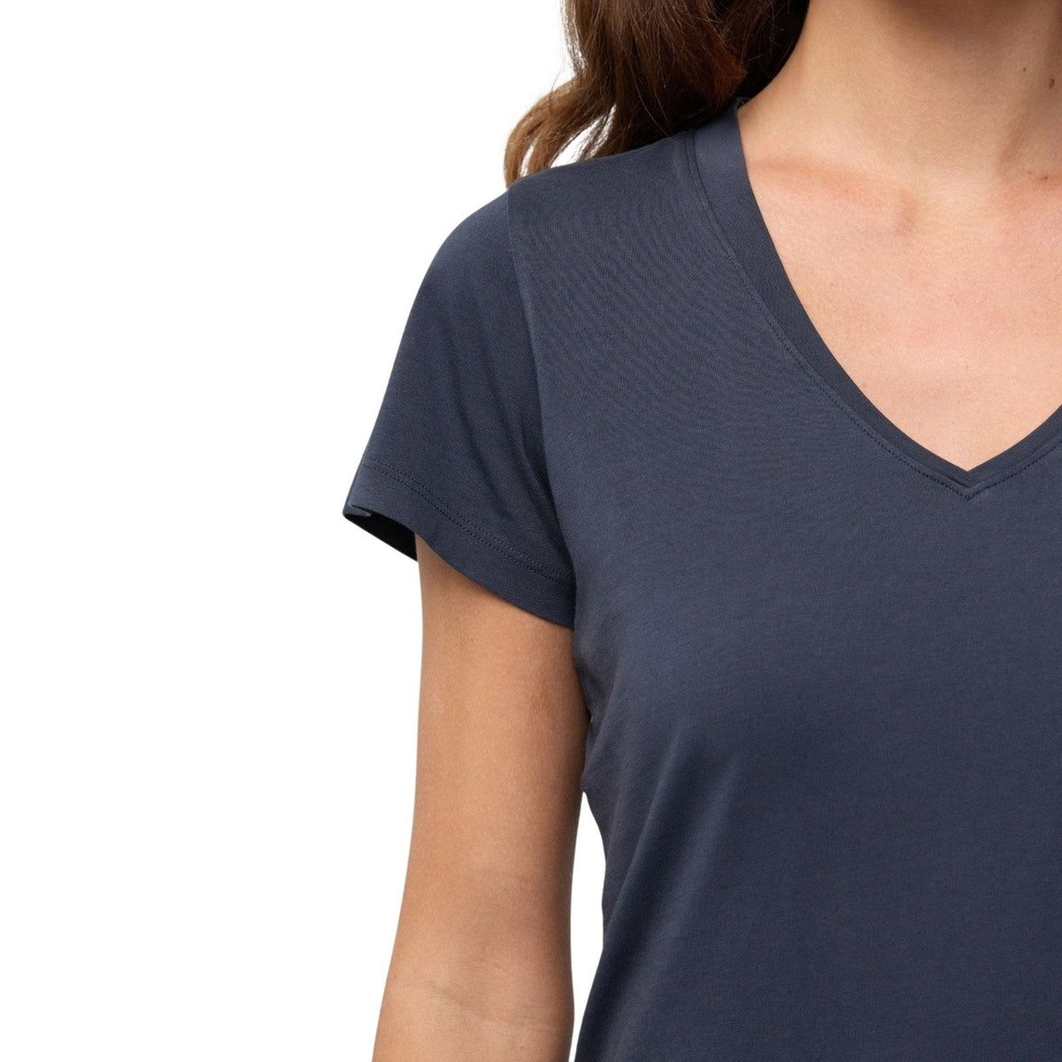 Duer PurePima Slim V-Neck – Women's