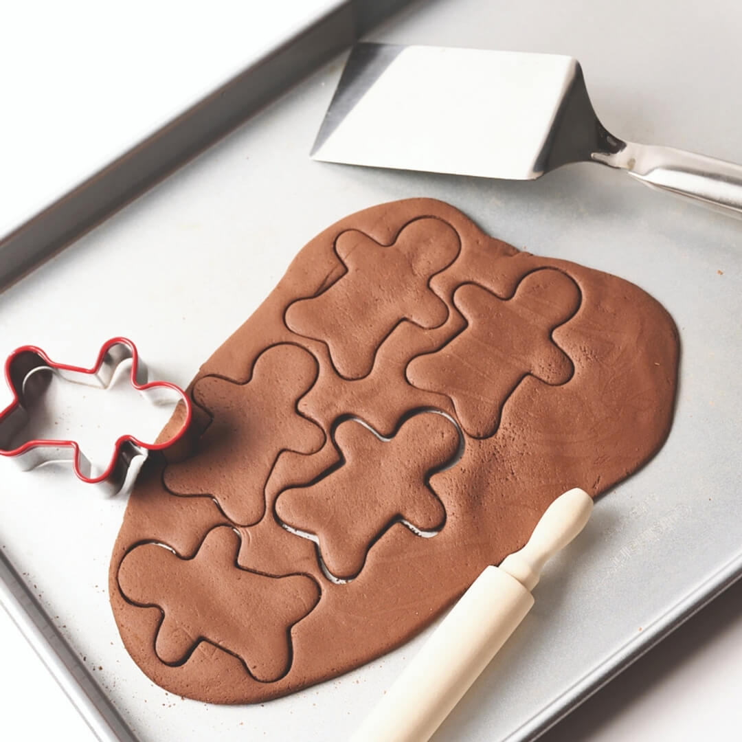 Gingerbread Ornament Kit